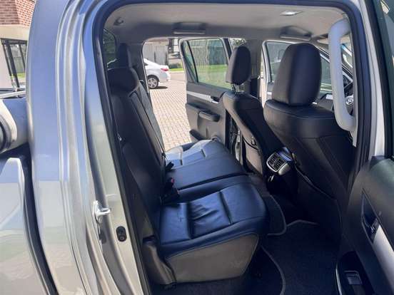 TOYOTA-HILUX-2018