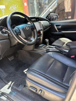 TOYOTA-HILUX SW4-2021