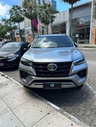 TOYOTA-HILUX SW4-2021