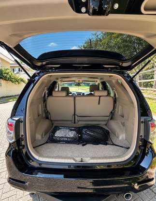 TOYOTA-HILUX SW4-2013