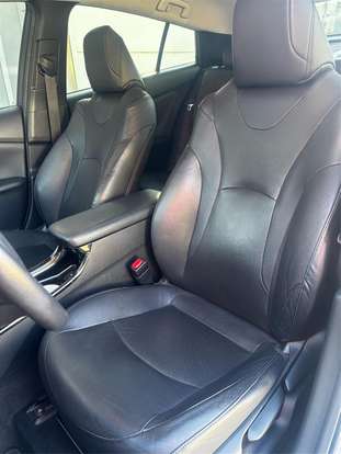 TOYOTA-PRIUS-2015