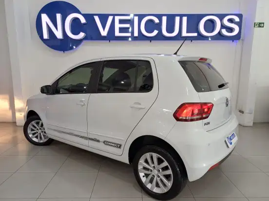 VOLKSWAGEN-FOX-2018
