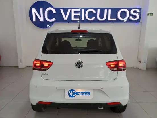 VOLKSWAGEN-FOX-2018