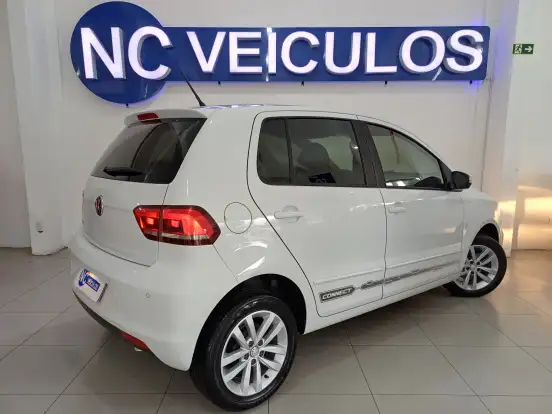 VOLKSWAGEN-FOX-1.6 MSI TOTAL FLEX CONNECT 4P MANUAL VOLKSWAGEN-FOX-2018