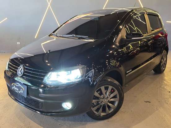VOLKSWAGEN-FOX-2013