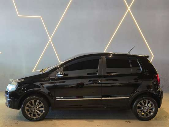 VOLKSWAGEN-FOX-2013