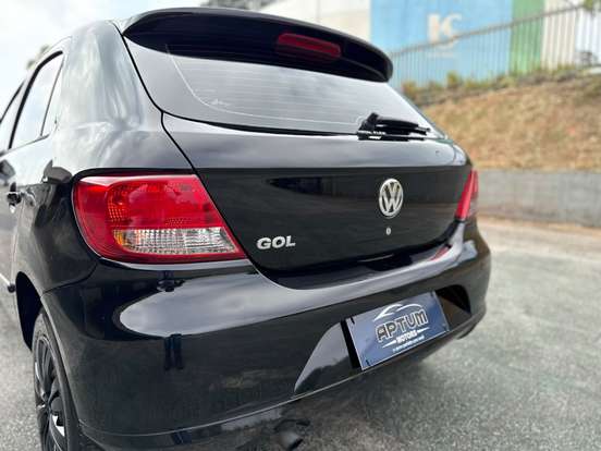 VOLKSWAGEN-GOL-2009