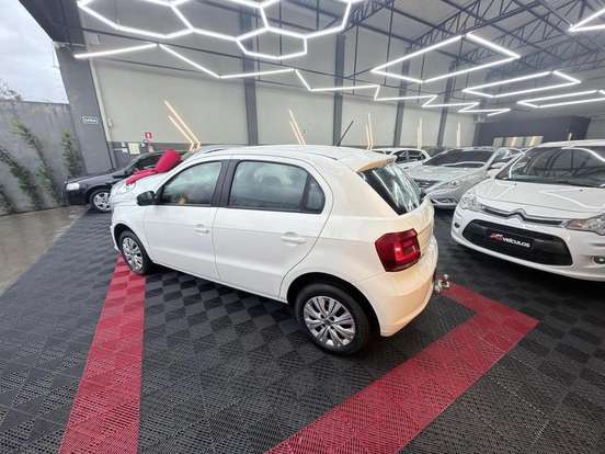 VOLKSWAGEN-GOL-1.6 MSI TOTALFLEX TRENDLINE 4P MANUAL VOLKSWAGEN-GOL-2017