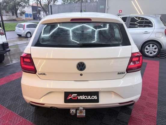 VOLKSWAGEN-GOL-1.6 MSI TOTALFLEX TRENDLINE 4P MANUAL VOLKSWAGEN-GOL-2017
