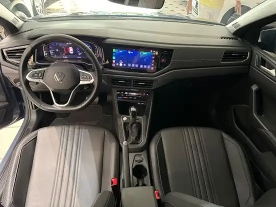 VOLKSWAGEN-NIVUS-1.0 200 TSI TOTAL FLEX HIGHLINE AUTOMÁTICO VOLKSWAGEN-NIVUS-2025