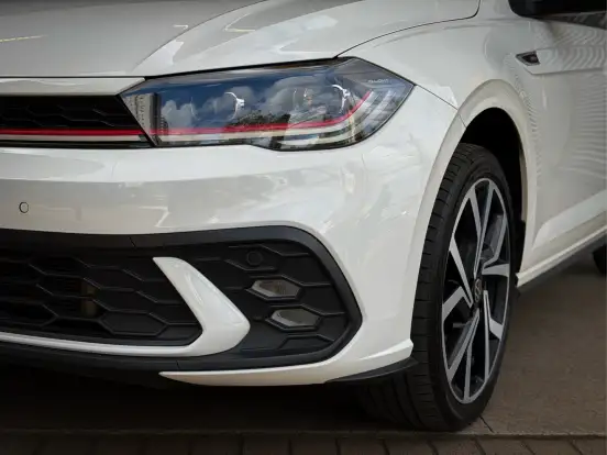 VOLKSWAGEN-POLO-2024