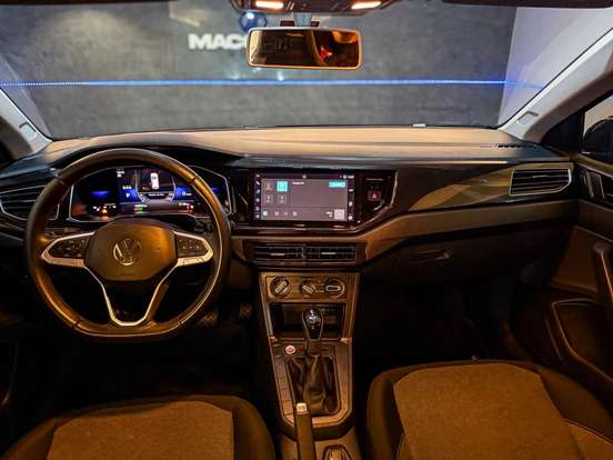 VOLKSWAGEN-POLO-2024