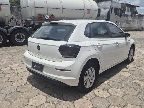VOLKSWAGEN-POLO-2024