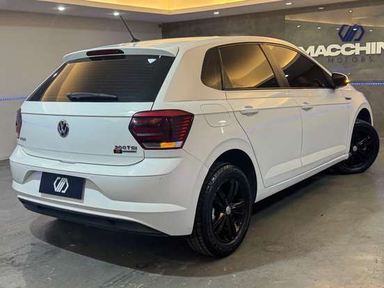 VOLKSWAGEN-POLO-2019