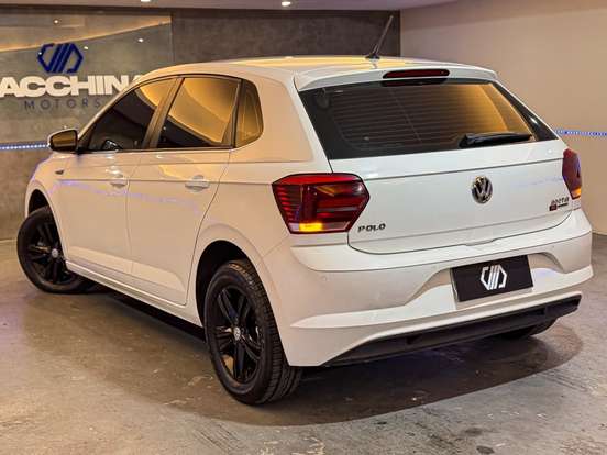 VOLKSWAGEN-POLO-2019