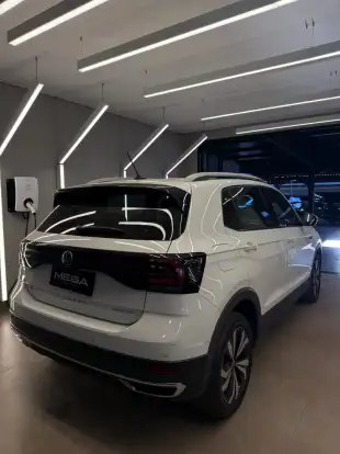 VOLKSWAGEN-T-CROSS-2024