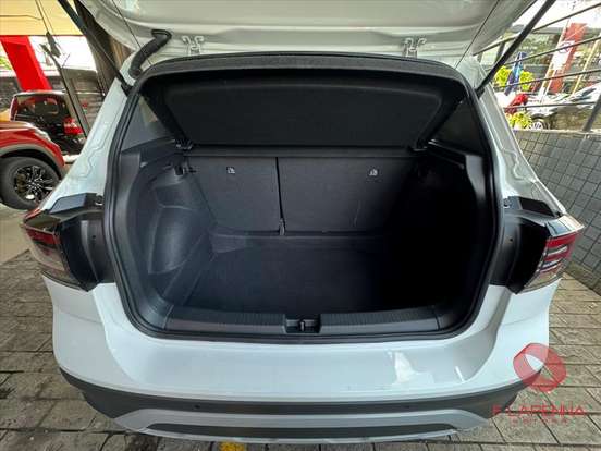 VOLKSWAGEN-T-CROSS-2025