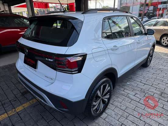 VOLKSWAGEN-T-CROSS-2025