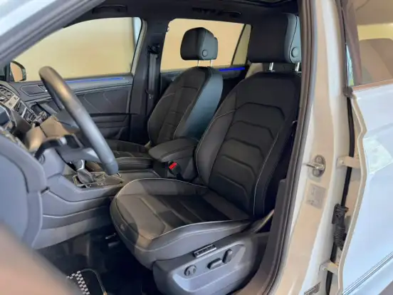 VOLKSWAGEN-TIGUAN-2.0 300 TSI GASOLINA ALLSPACE R-LINE AUTOMÁTICO VOLKSWAGEN-TIGUAN-2024