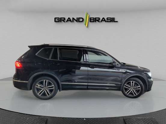 VOLKSWAGEN-TIGUAN-2.0 300 TSI GASOLINA ALLSPACE R-LINE AUTOMÁTICO VOLKSWAGEN-TIGUAN-2023