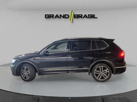 VOLKSWAGEN-TIGUAN-2023