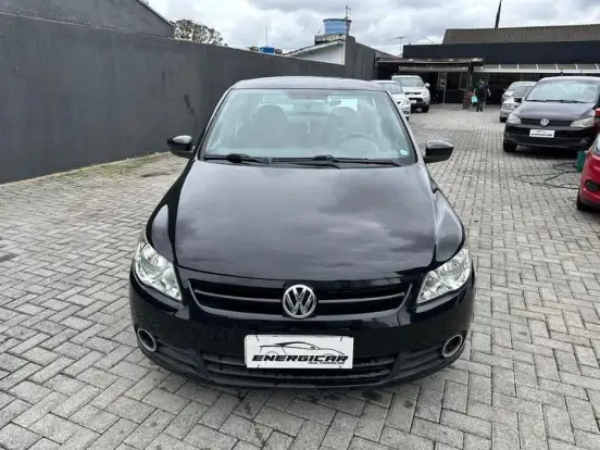 VOLKSWAGEN-VOYAGE-2012