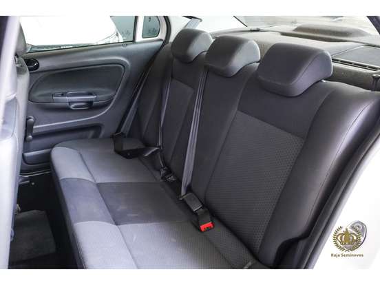 VOLKSWAGEN-VOYAGE-1.0 12V MPI TOTALFLEX 4P MANUAL VOLKSWAGEN-VOYAGE-2022