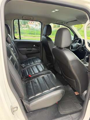 VOLKSWAGEN-AMAROK-2017
