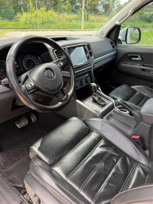 VOLKSWAGEN-AMAROK-2017