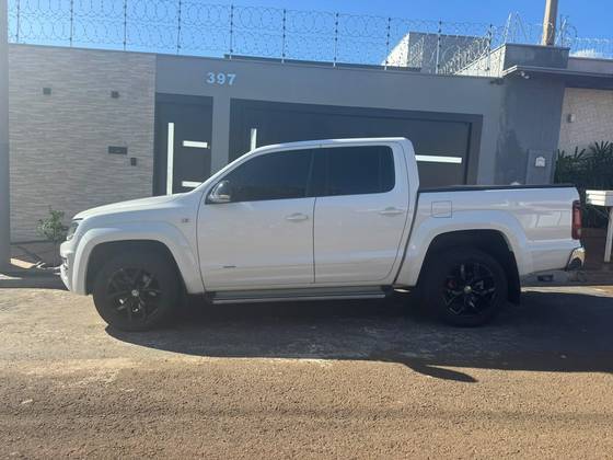 VOLKSWAGEN AMAROK 3.0 V6 TDI DIESEL HIGHLINE CD 4MOTION AUTOMÁTICO