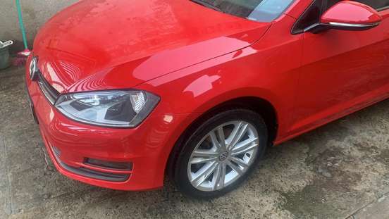 VOLKSWAGEN-GOLF-2017