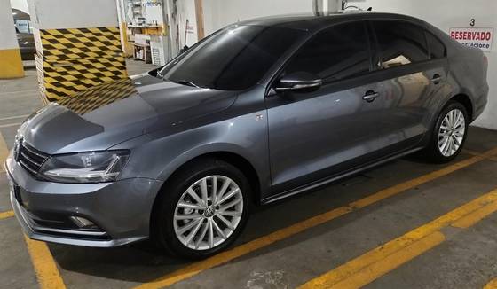 VOLKSWAGEN JETTA 1.4 16V TSI COMFORTLINE GASOLINA 4P TIPTRONIC