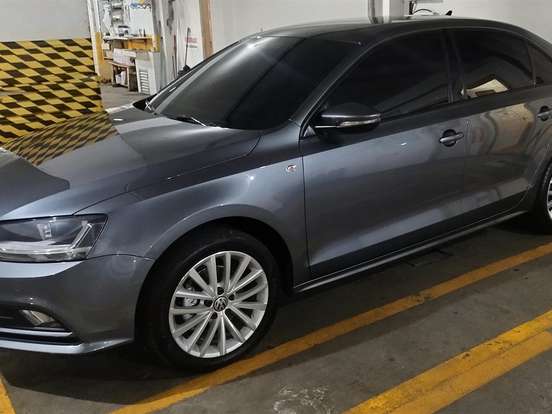 VOLKSWAGEN-JETTA-1.4 16V TSI COMFORTLINE GASOLINA 4P TIPTRONIC VOLKSWAGEN-JETTA-2017