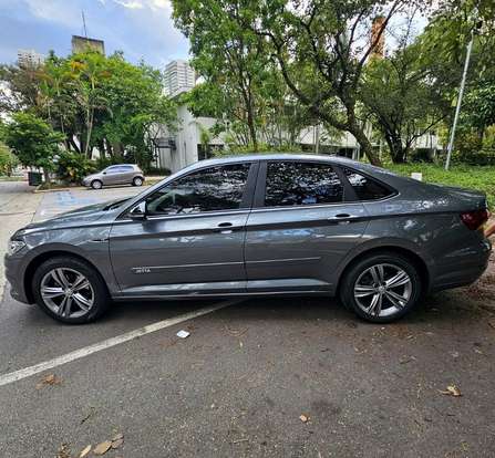 VOLKSWAGEN-JETTA-1.4 250 TSI TOTAL FLEX R-LINE TIPTRONIC VOLKSWAGEN-JETTA-2018