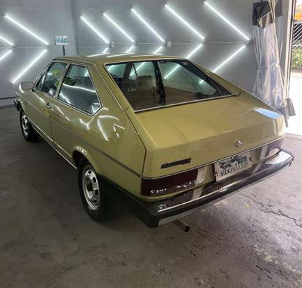 VOLKSWAGEN-PASSAT-1980