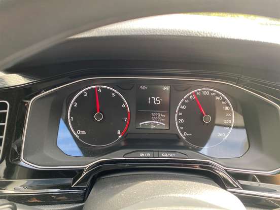 VOLKSWAGEN-POLO-2025