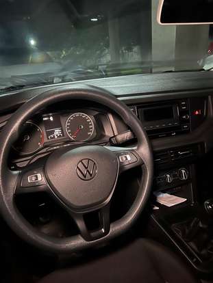 VOLKSWAGEN-POLO-2024
