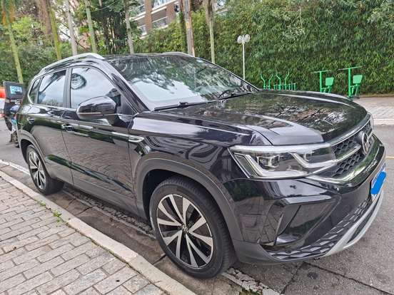 VOLKSWAGEN-TAOS-2022