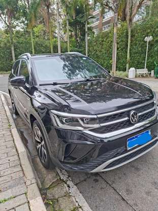 VOLKSWAGEN-TAOS-2022