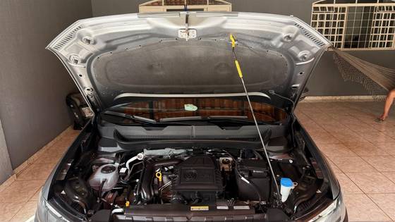 VOLKSWAGEN T-CROSS 1.0 200 TSI TOTAL FLEX COMFORTLINE AUTOMÁTICO