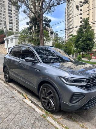 VOLKSWAGEN T-CROSS 1.4 250 TSI TOTAL FLEX HIGHLINE AUTOMÁTICO