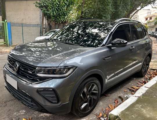 VOLKSWAGEN-T-CROSS-2025
