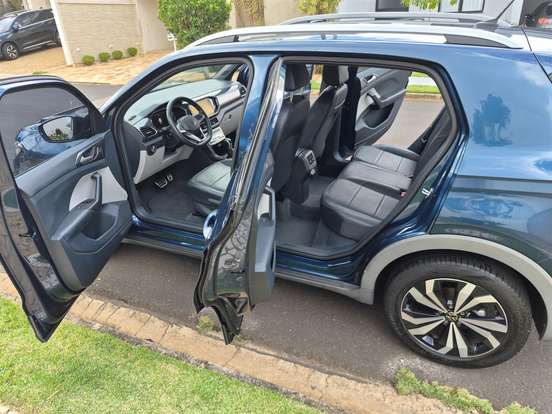 VOLKSWAGEN-T-CROSS-2022