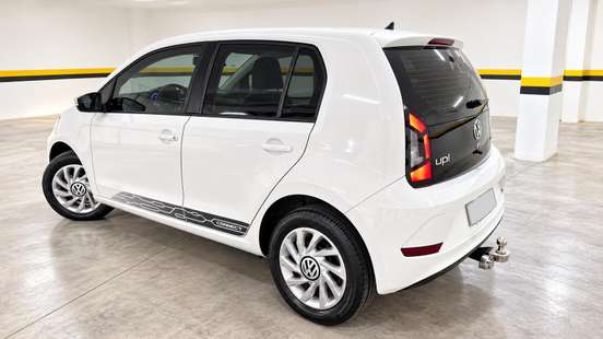 VOLKSWAGEN-UP-2019