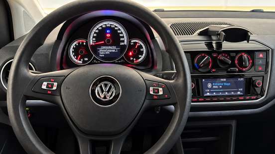 VOLKSWAGEN-UP-2019