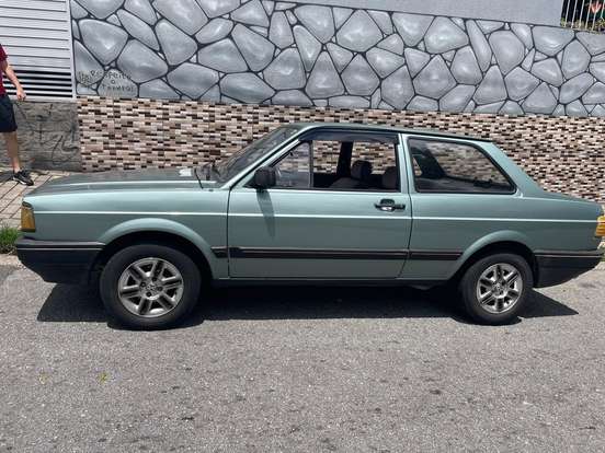 VOLKSWAGEN-VOYAGE-1990