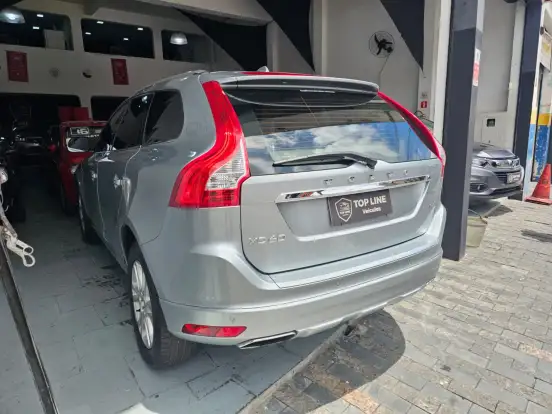 VOLVO-XC60-2.0 T5 DYNAMIC FWD TURBO GASOLINA 4P AUTOMÁTICO VOLVO-XC60-2013