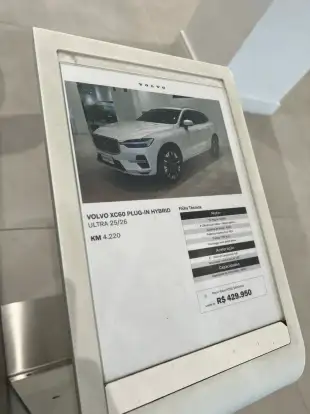 VOLVO-XC60-2025