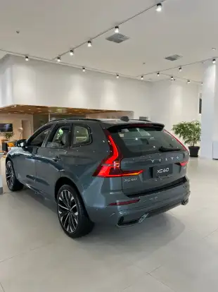 VOLVO-XC60-2026