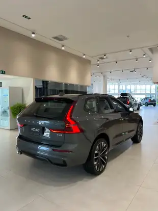 VOLVO-XC60-2026